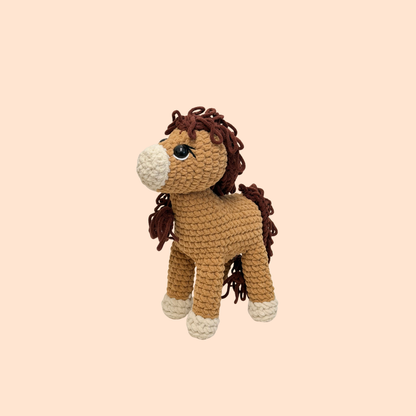Howie Horse Crochet Kit
