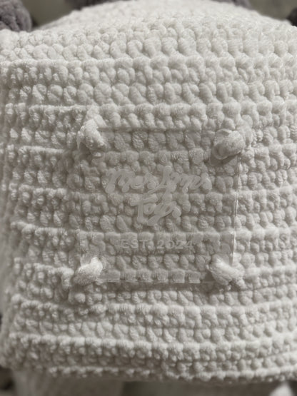 5 ft AstronAMI Statue